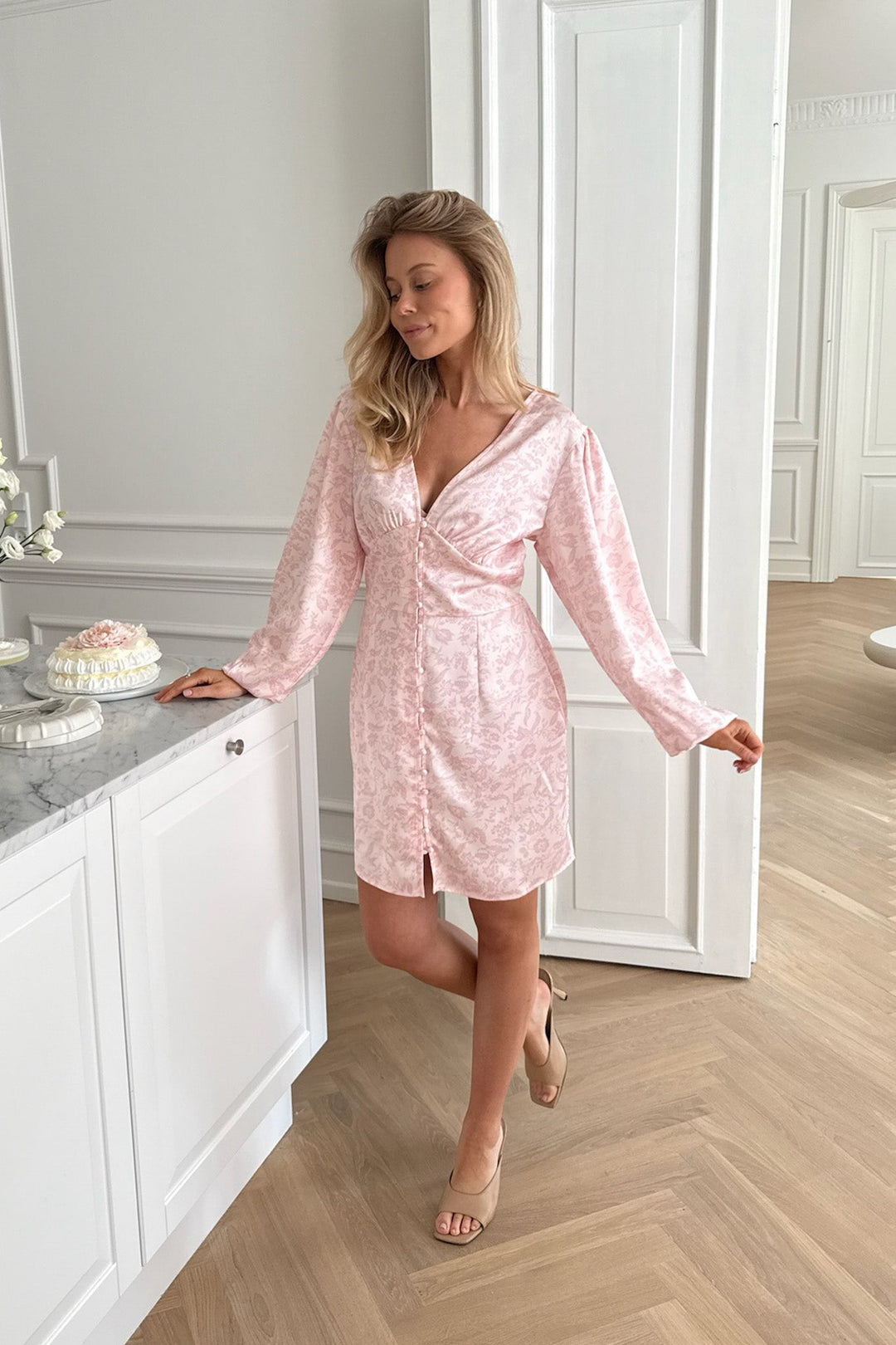 Addy Dress Light Pink Floral | Kjoler | Smuk - Dameklær på nett