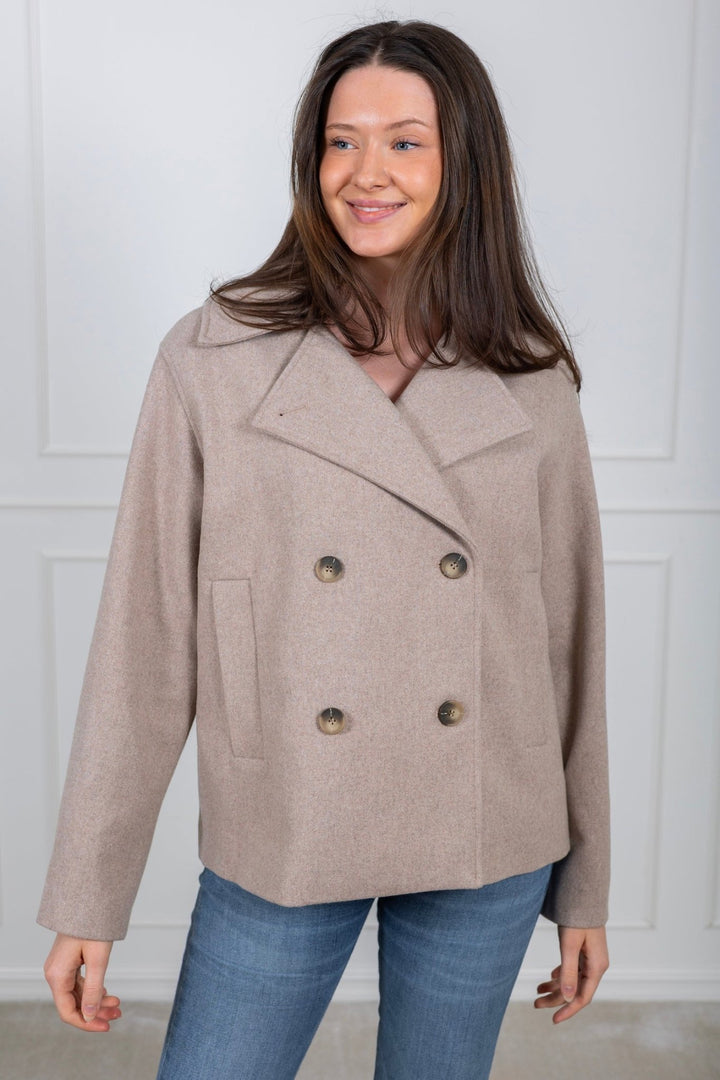 Alma Short Wool Jacket Sandshell Melange | Yttertøy | Smuk - Dameklær på nett