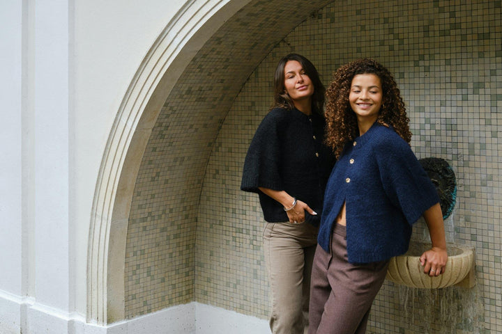 Benuta Fluffy Knit Cardigan Navy | Genser | Smuk - Dameklær på nett