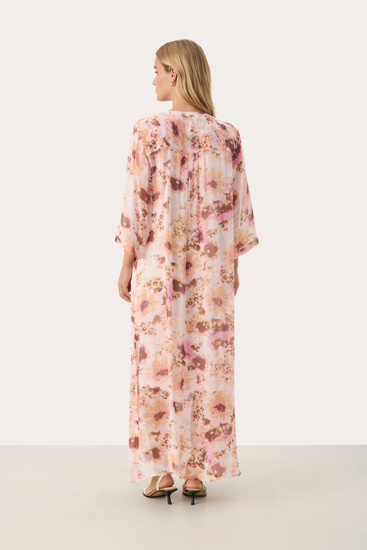 Beritpw Dress Pink Nectar Scattered Flower | Kjoler | Smuk - Dameklær på nett