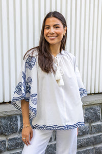 Biancha Blouse Whisper White W Blue Emb