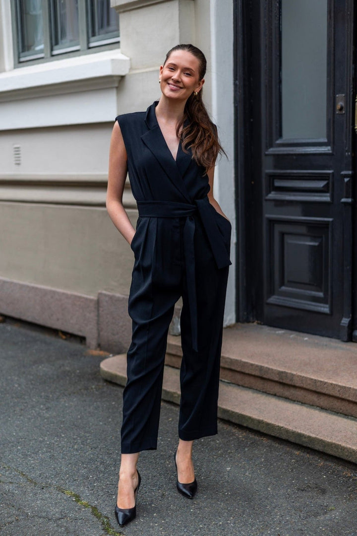 Brieziw Jumpsuit Black | Jumpsuits | Smuk - Dameklær på nett