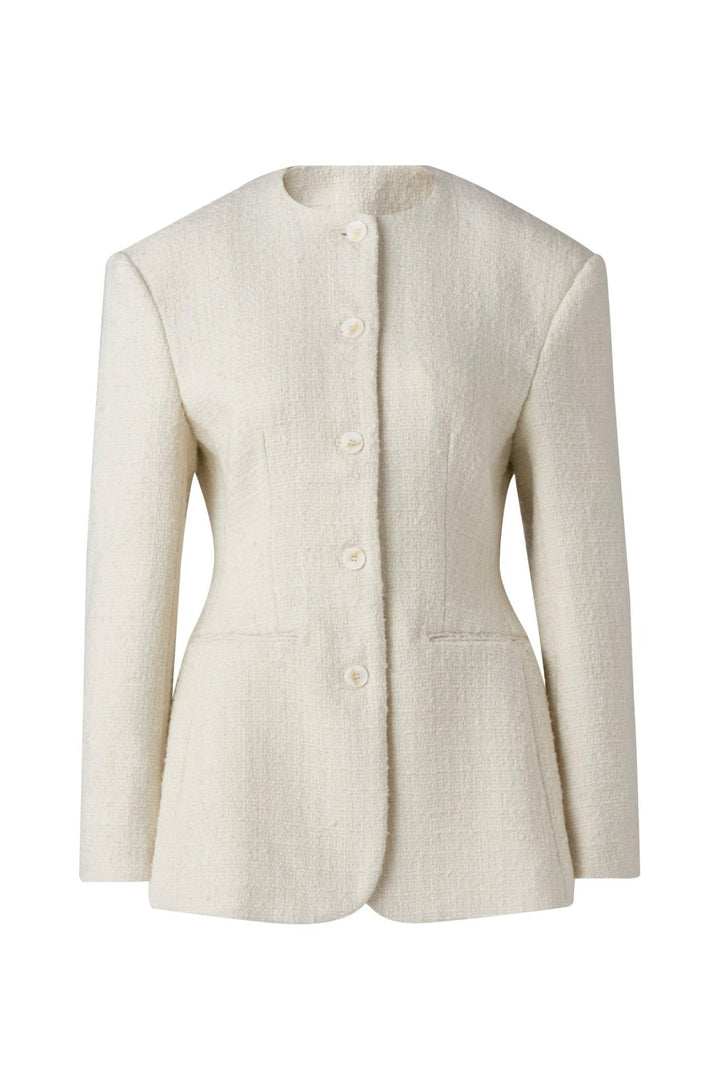 Carol Fitted Round Neck Blazer Vanilla | Blazer | Smuk - Dameklær på nett