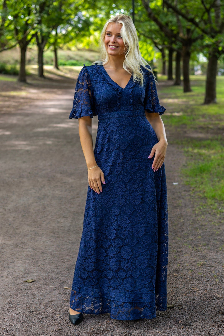 Catalina Maxi Dress Dark Blue Lace | Kjoler | Smuk - Dameklær på nett
