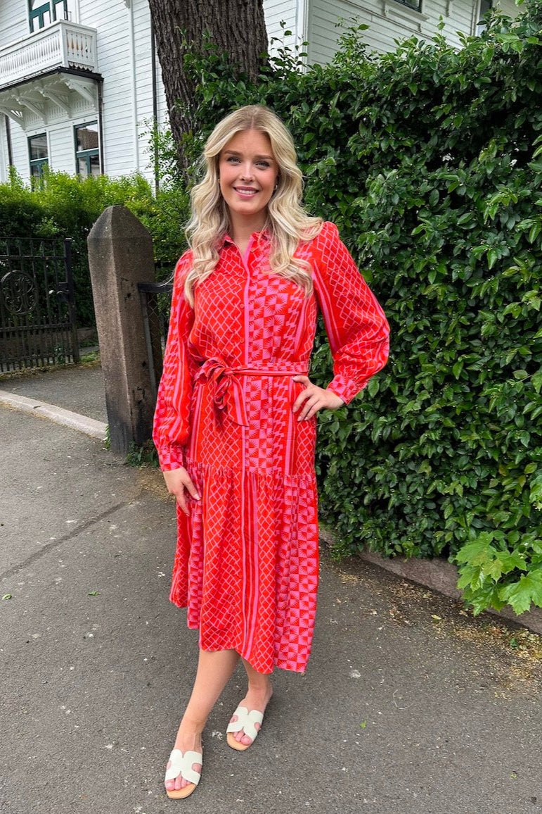 Chadia Dress Geranium | Kjoler | Smuk - Dameklær på nett