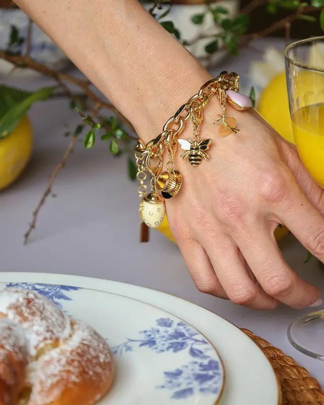 Coffee Cup Charm | Accessories | Smuk - Dameklær på nett