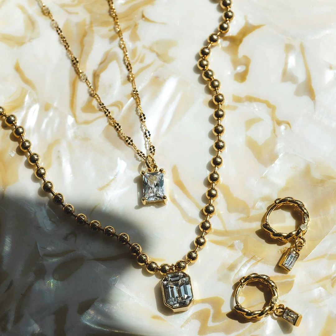 Crystal Baguette & Dainty Chain Necklace Crystal | Accessories | Smuk - Dameklær på nett