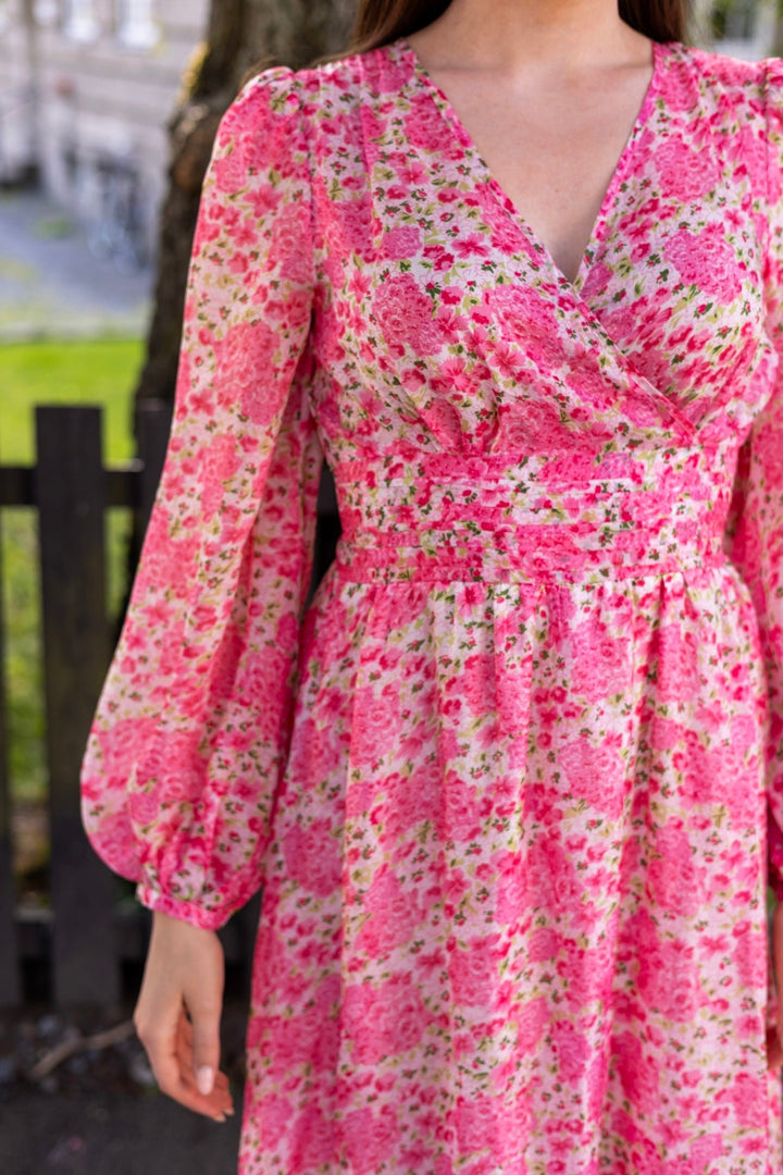 Cupro Tieband Gown Summerfield | Kjoler | Smuk - Dameklær på nett