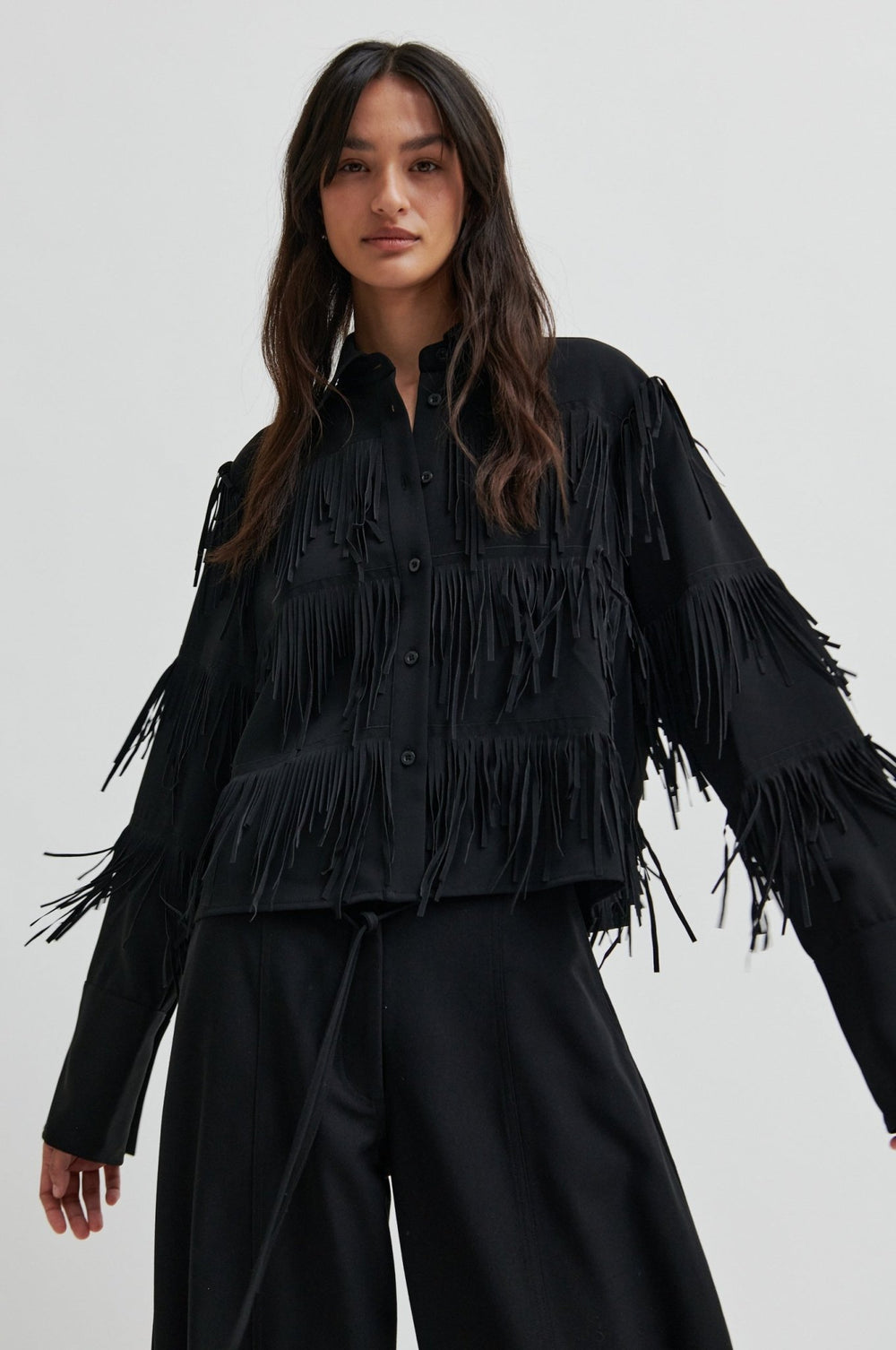 Dancing Cropped Shirt Black | Skjorter og bluser | Smuk - Dameklær på nett