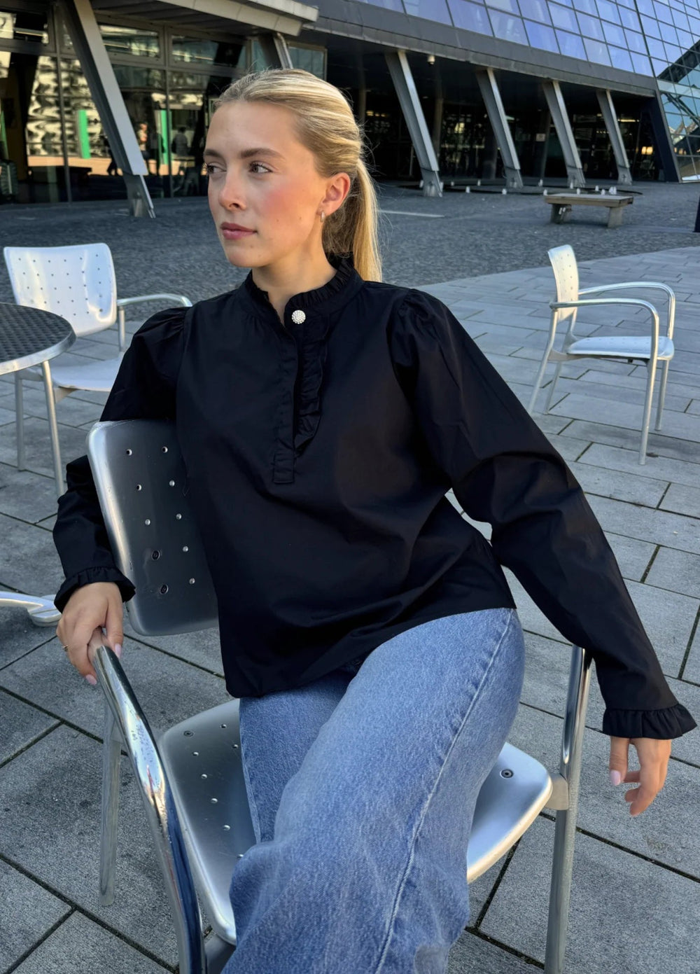 Ella Blouse Ebony Poplin | Skjorter og bluser | Smuk - Dameklær på nett