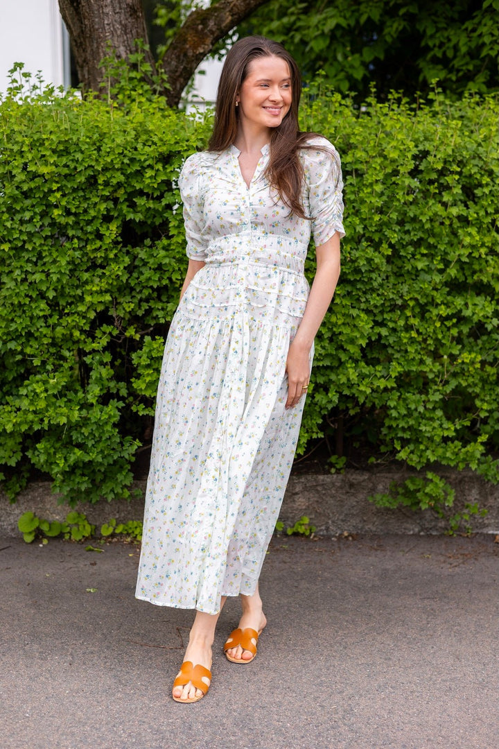 Fabienne Dress Wildflowers | Kjoler | Smuk - Dameklær på nett