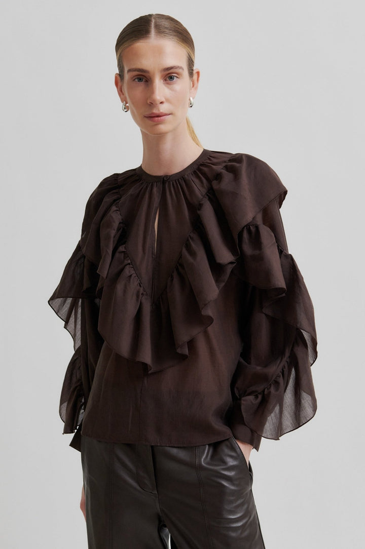 Fria Frill Blouse Chocolate Plum | Skjorter og bluser | Smuk - Dameklær på nett