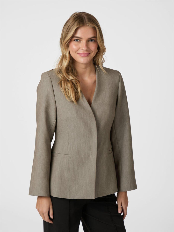 Frillis Fitted Blazer Dark Sand | Blazer | Smuk - Dameklær på nett