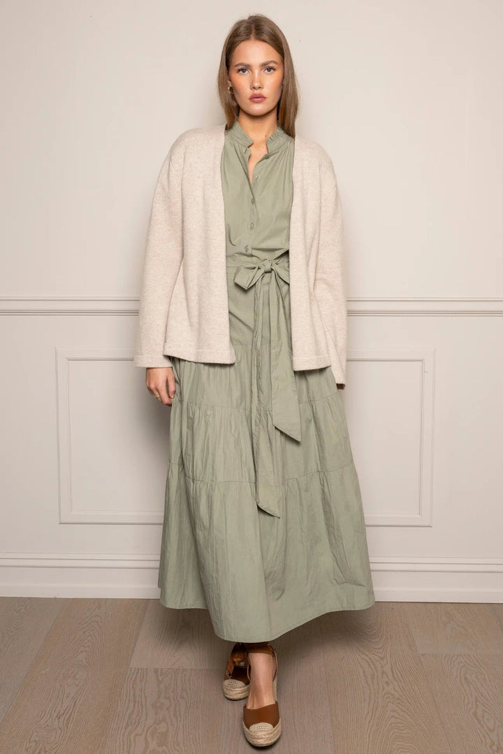 Gaia Dress Sage Poplin | Kjoler | Smuk - Dameklær på nett