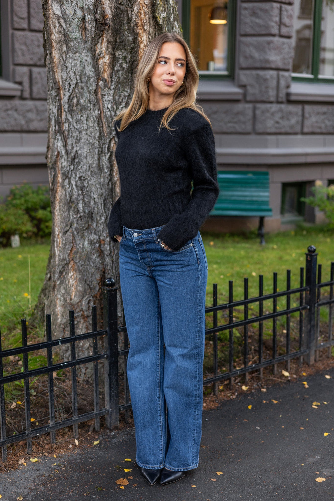 Hairy Knit Fitted Sweater Black | Genser | Smuk - Dameklær på nett
