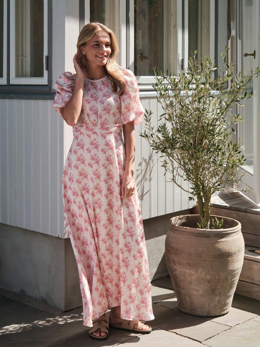 Kikka Wild Rose Dress Pink | Kjoler | Smuk - Dameklær på nett
