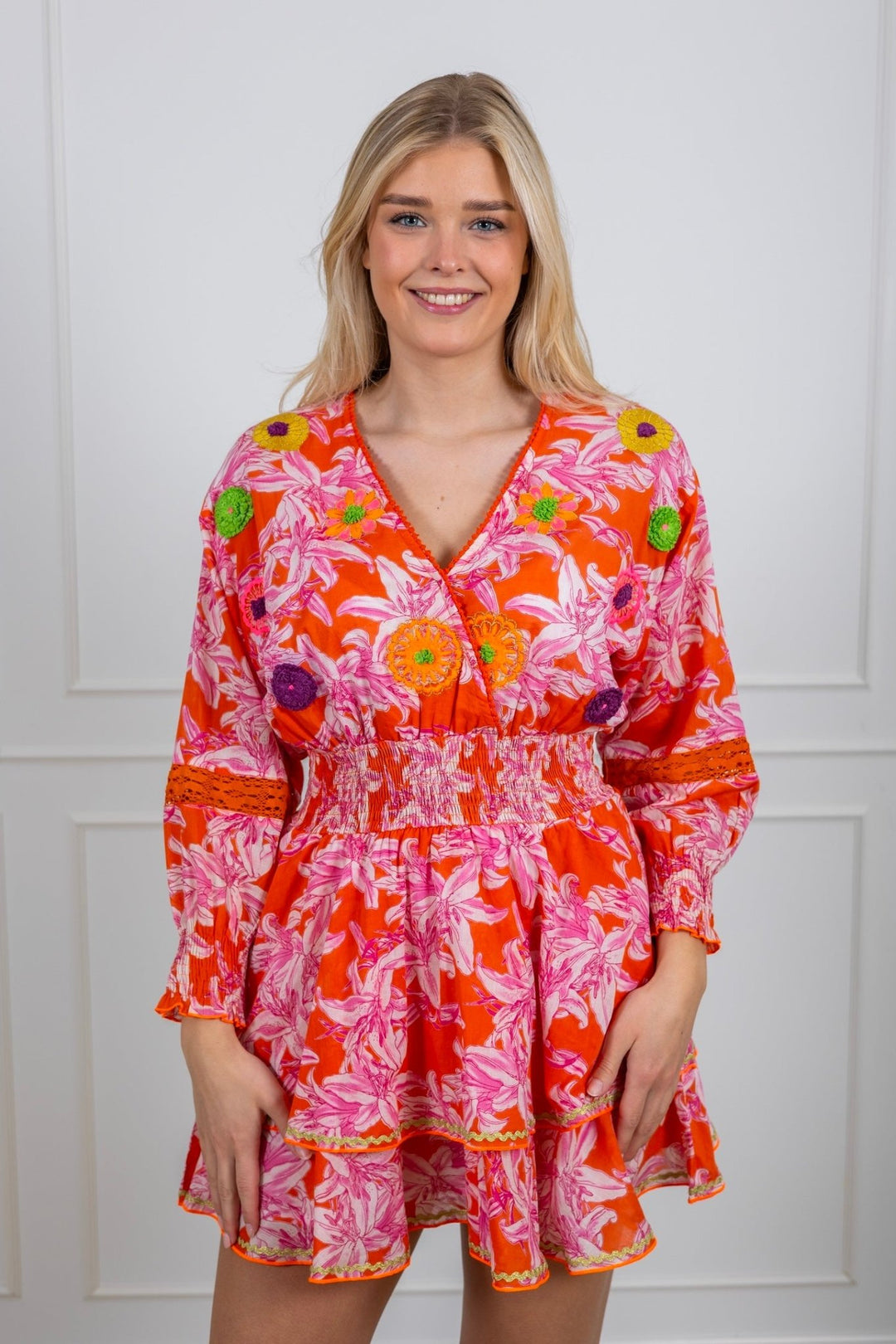 Lelies Short Dress Orange White | Kjoler | Smuk - Dameklær på nett