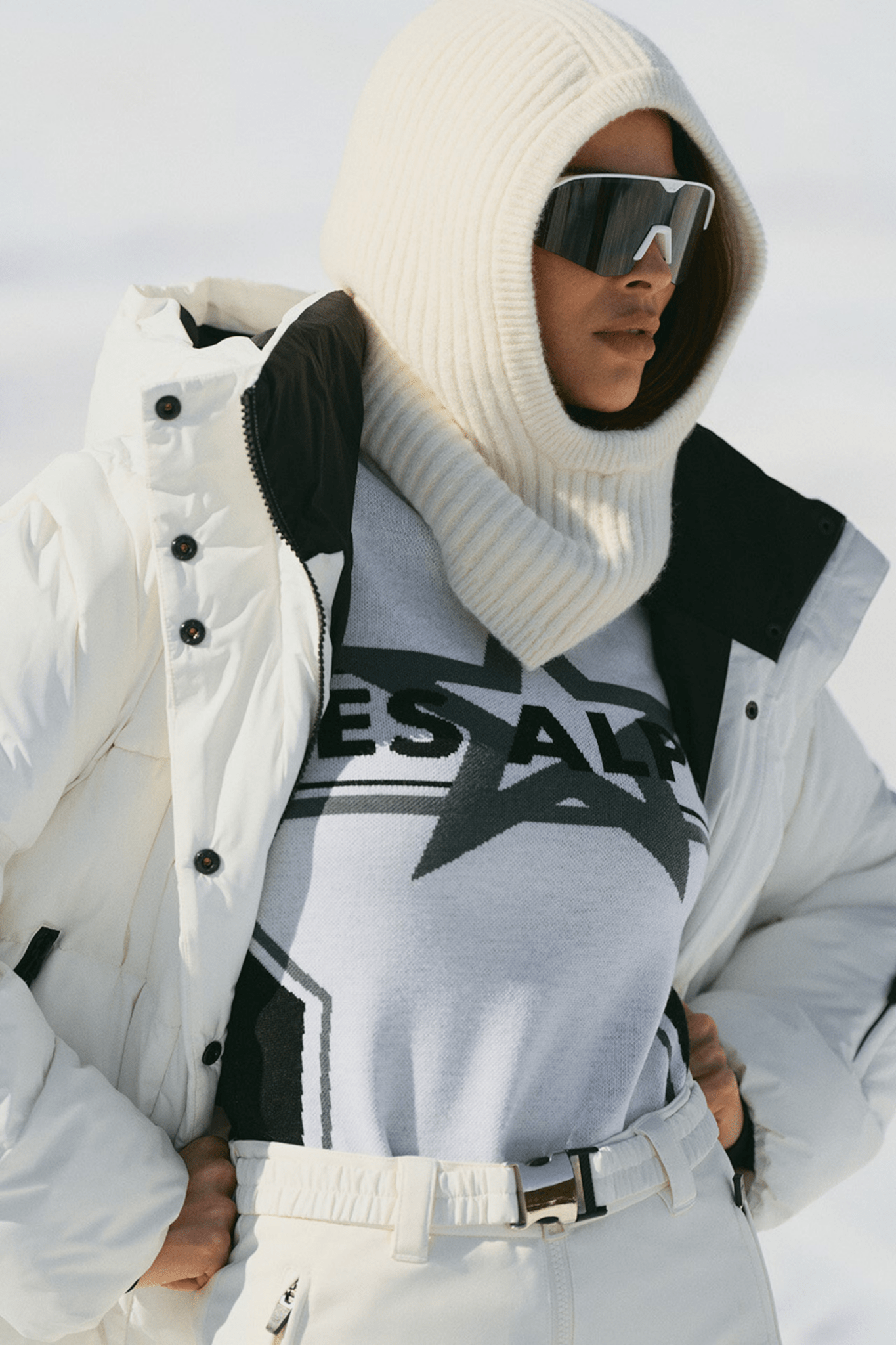 Les Alpes Star Sweater Navy