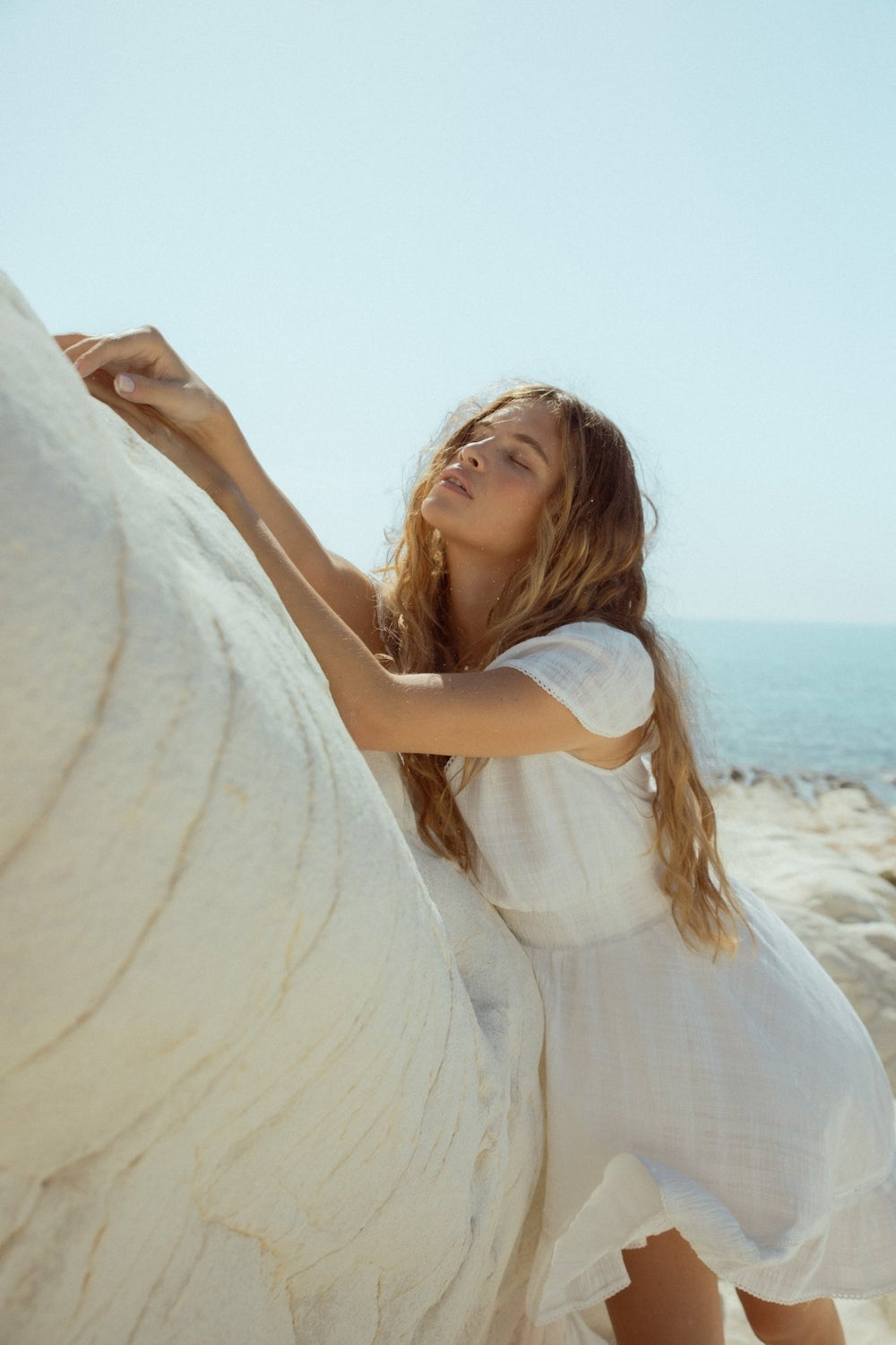 Melia Dress White | Kjoler | Smuk - Dameklær på nett