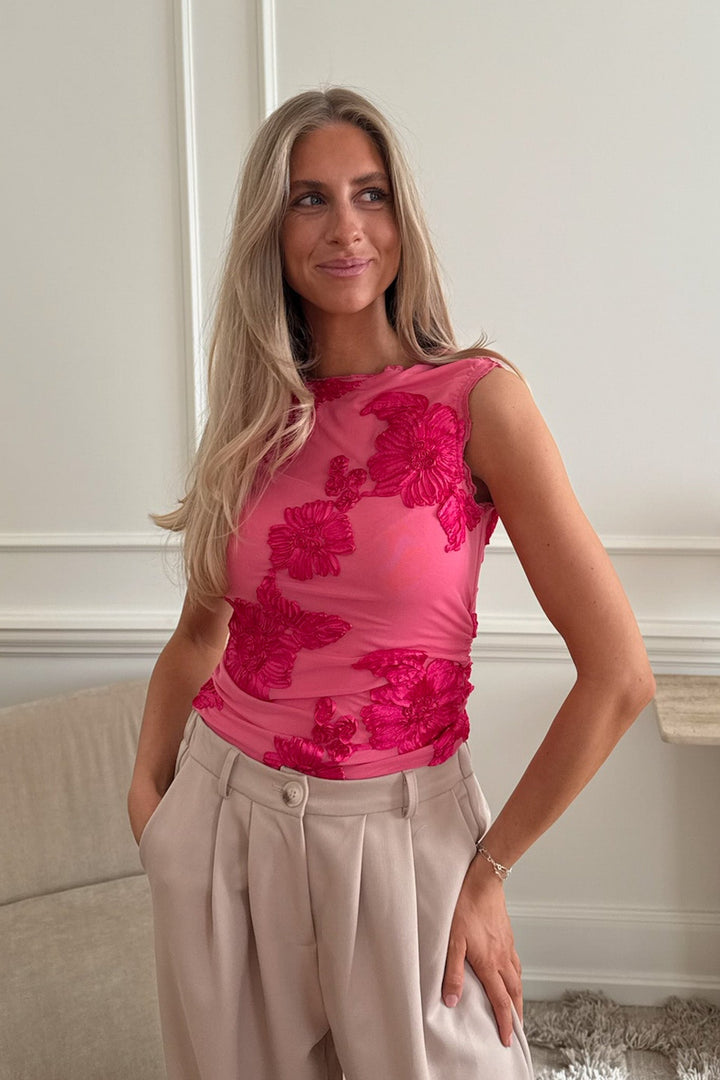 Mira Mesh Top Fuchsia Pink Flower | Topper | Smuk - Dameklær på nett