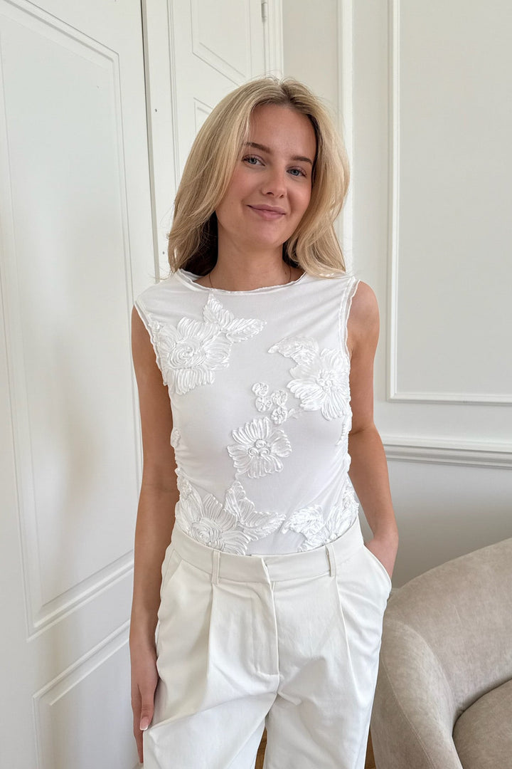 Mira Mesh Top White Flower | Topper | Smuk - Dameklær på nett