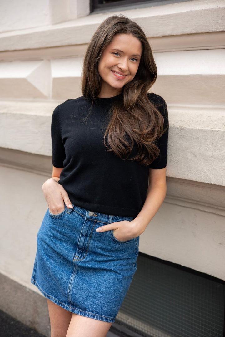 Natanyapw Pullover Black | Genser | Smuk - Dameklær på nett