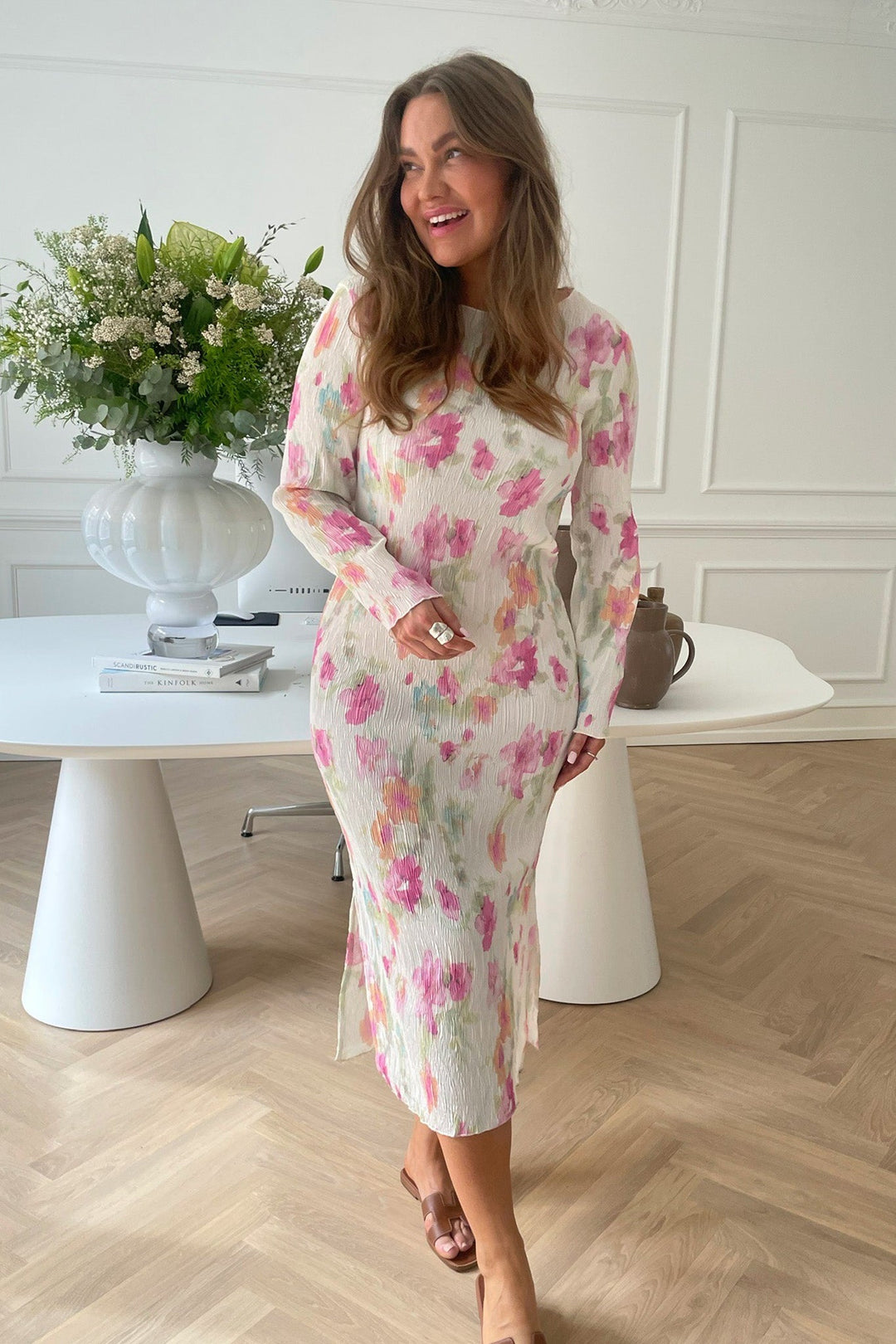 Oda Dress Pink Flower Blush Print | Kjoler | Smuk - Dameklær på nett