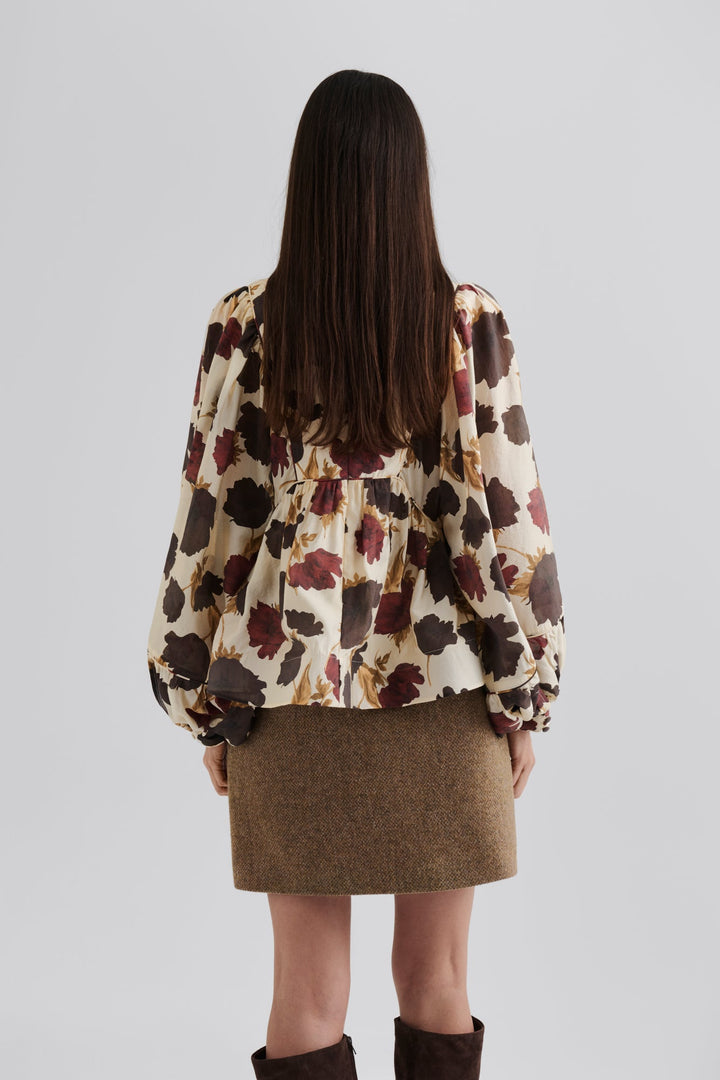 Pernilla High Neck Balloon Sleeve Blouse Wine Peony | Skjorter og bluser | Smuk - Dameklær på nett