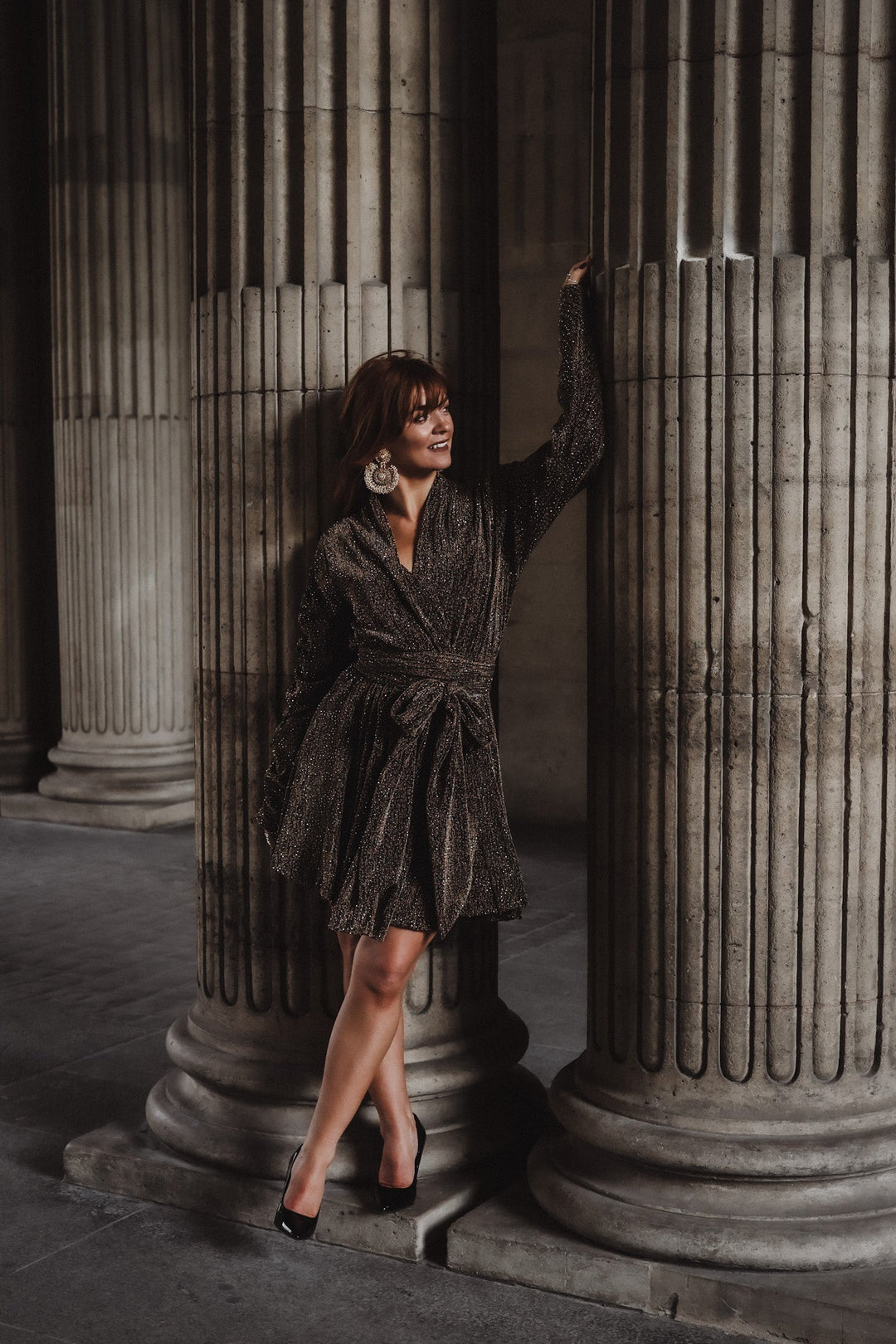 Stardust Frill Dress Black & Gold | Kjoler | Smuk - Dameklær på nett