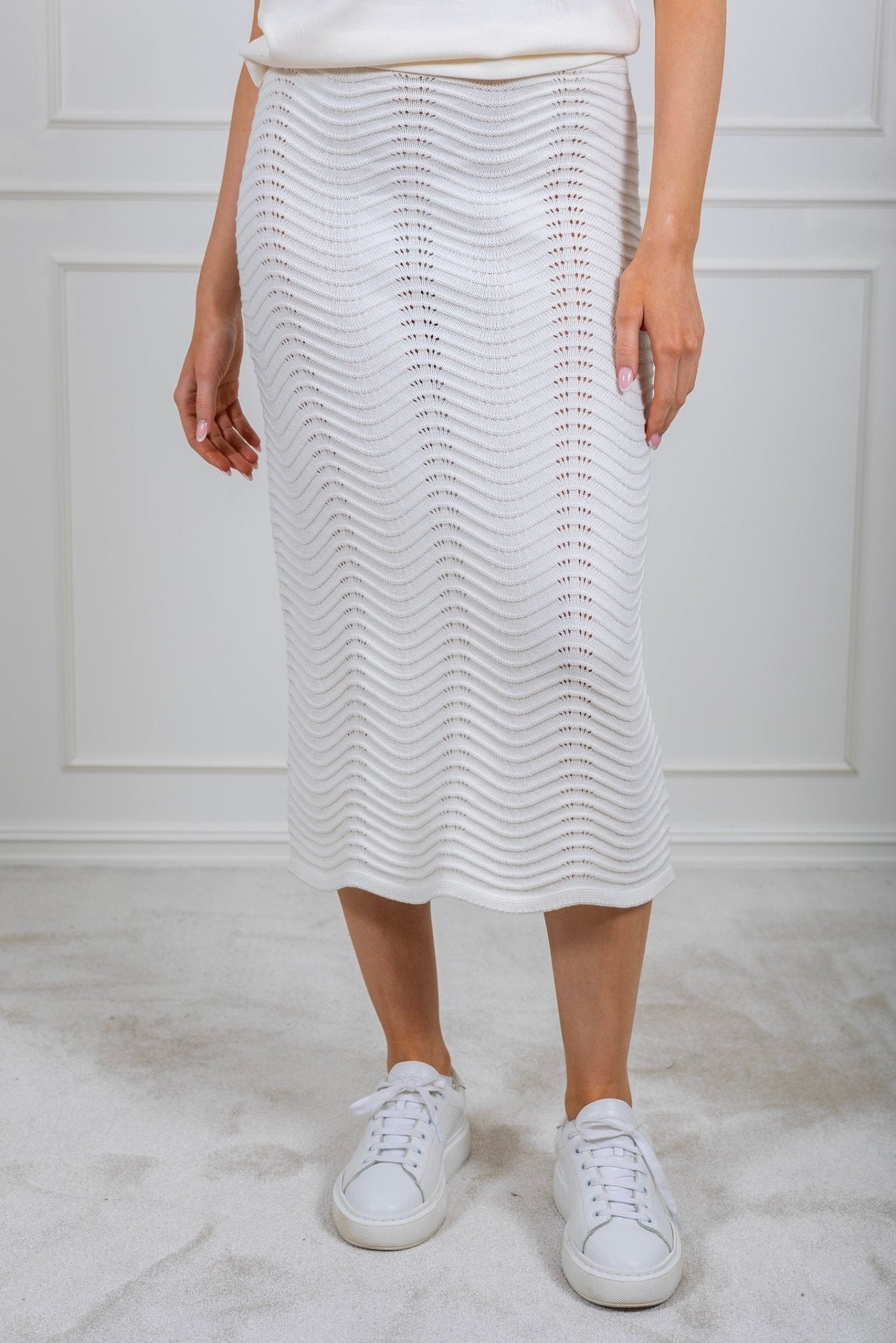 The Wave Liva Skirt White