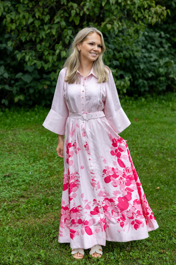 Viscose Collared Dress Pink Field | Kjoler | Smuk - Dameklær på nett