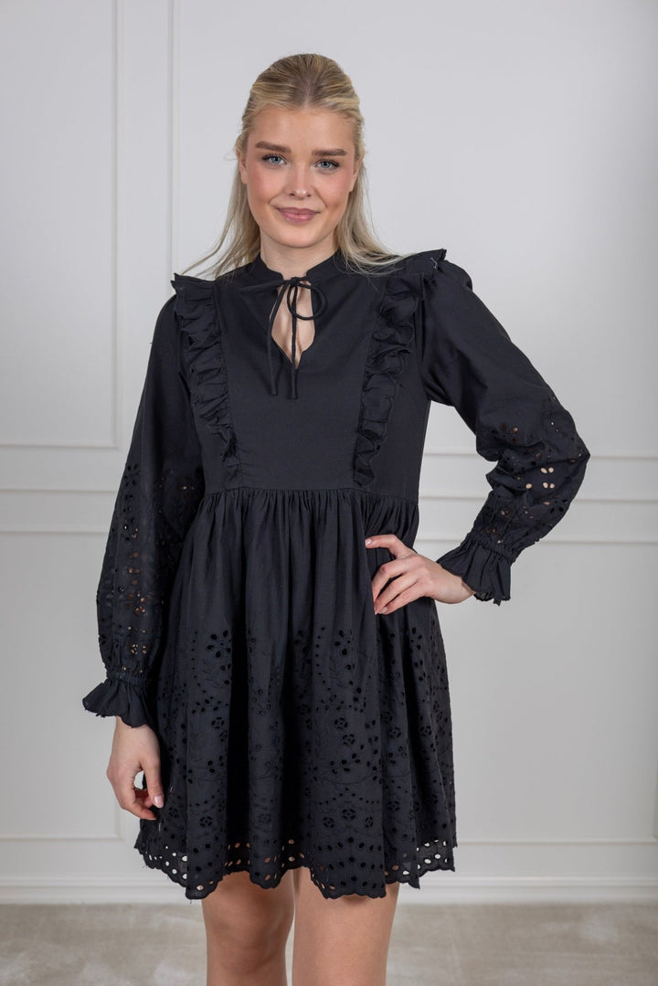 Yasluma Ls Dress Black | Kjoler | Smuk - Dameklær på nett