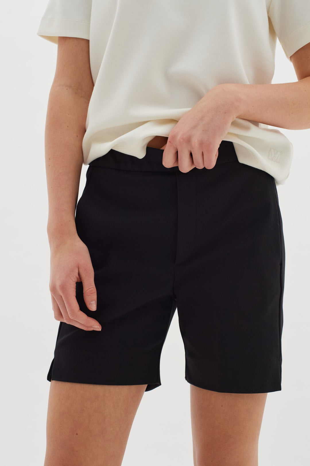 Ziggiiw Shorts Black | Shorts | Smuk - Dameklær på nett
