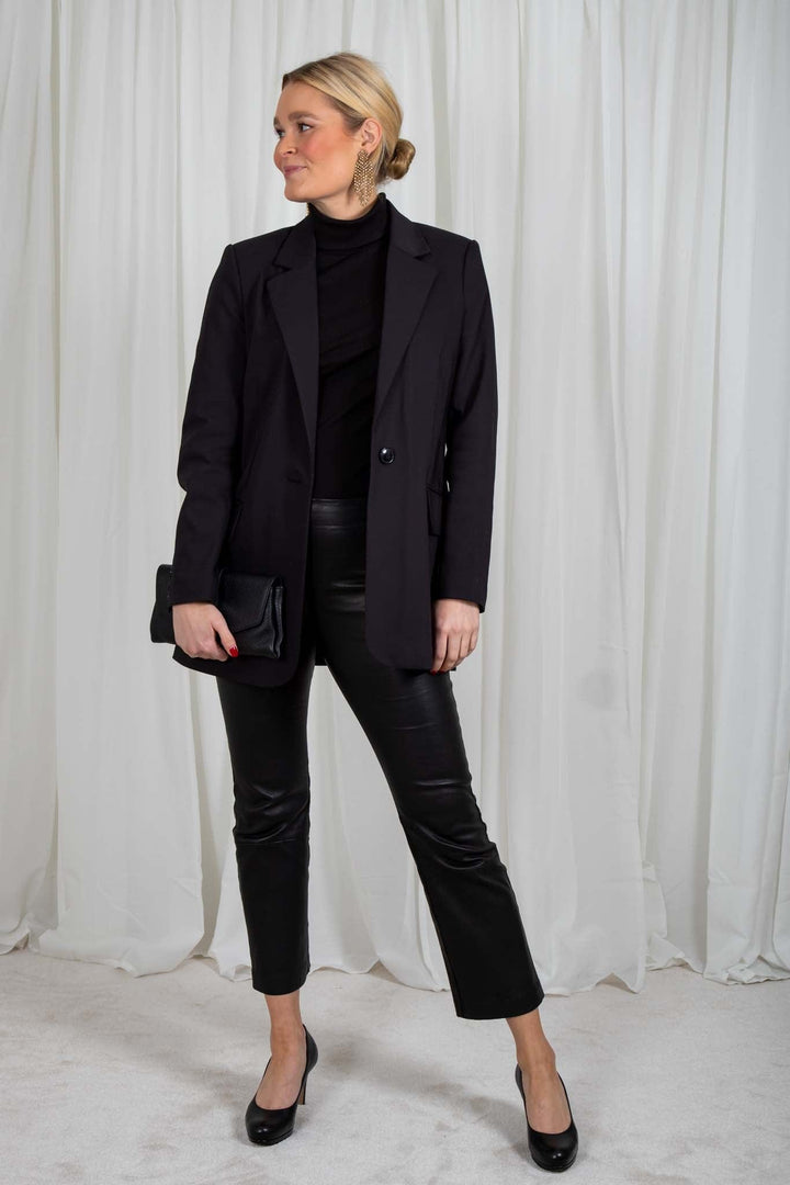 Zellaiw Long Blazer Black | Blazer | Smuk - Dameklær på nett