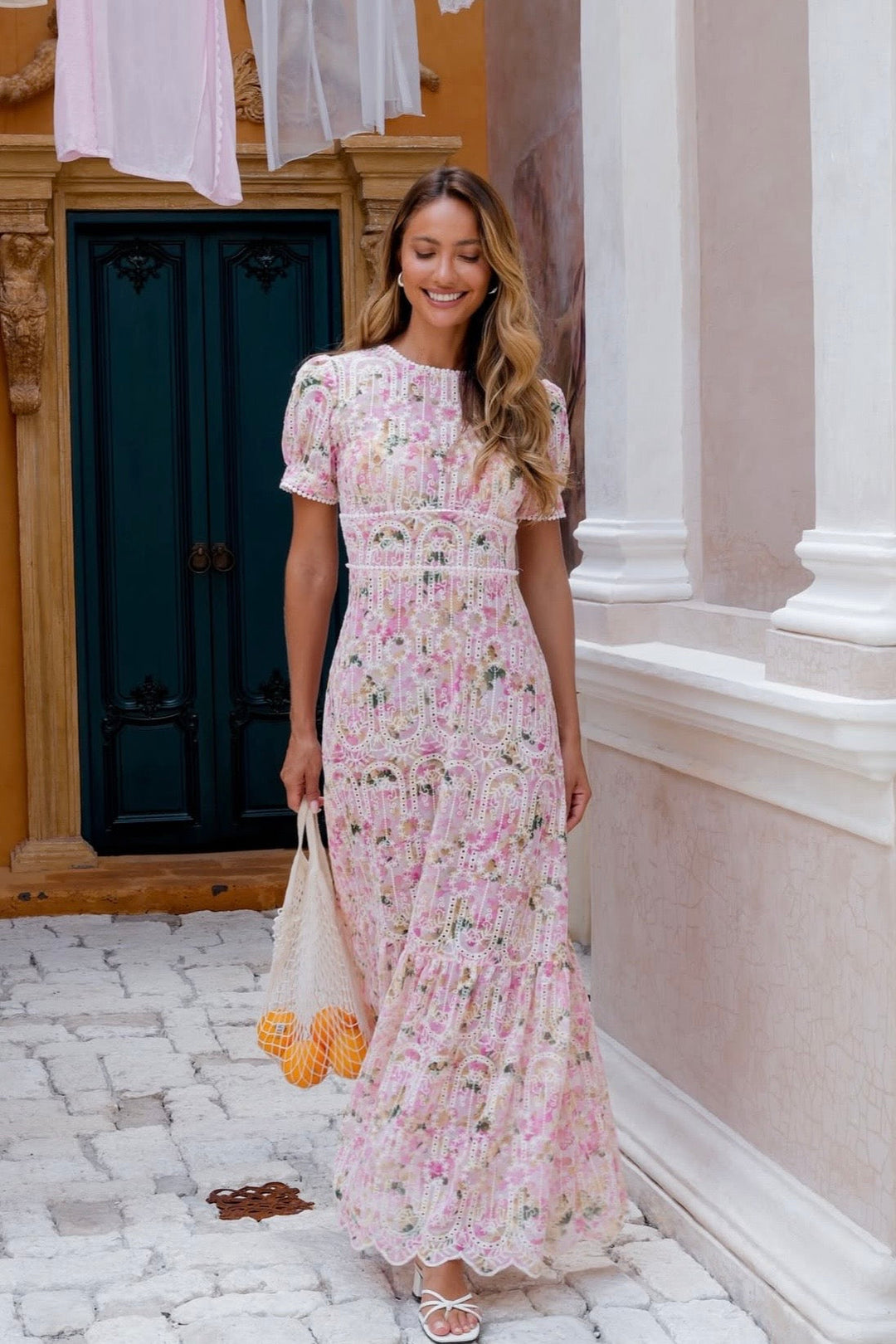 Kjøp Love lolina kjoler hos Smuk