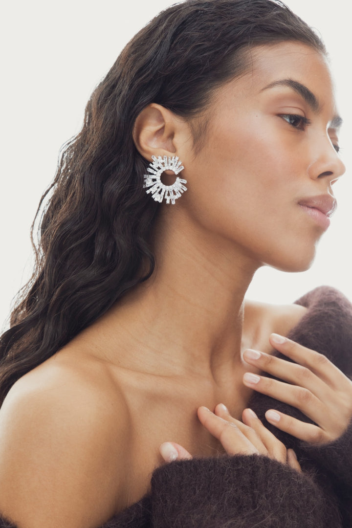 The Shimmering Earring Silver