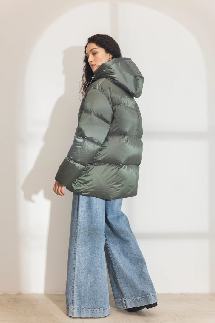 Saga Down Jacket Olive