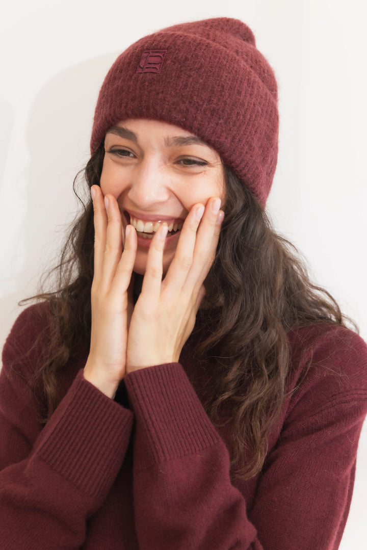Naya Beanie Deep Plum
