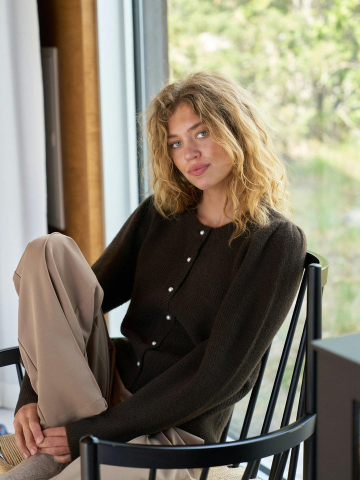 Nuna Knit Cardigan Brown