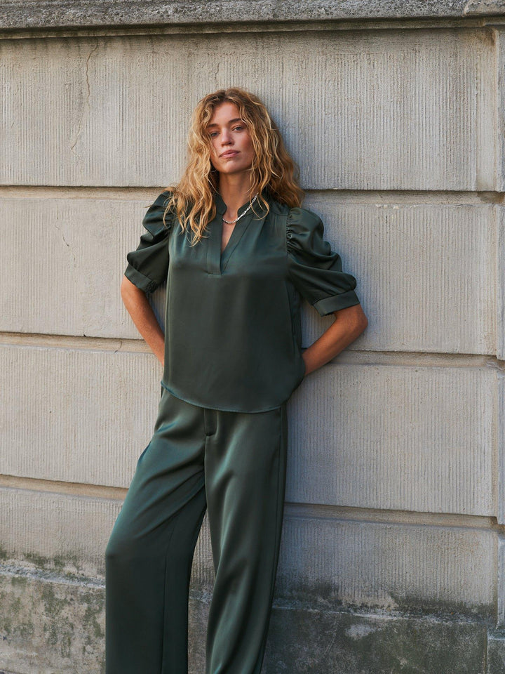 Roella Heavy Sateen Blouse Deep Green