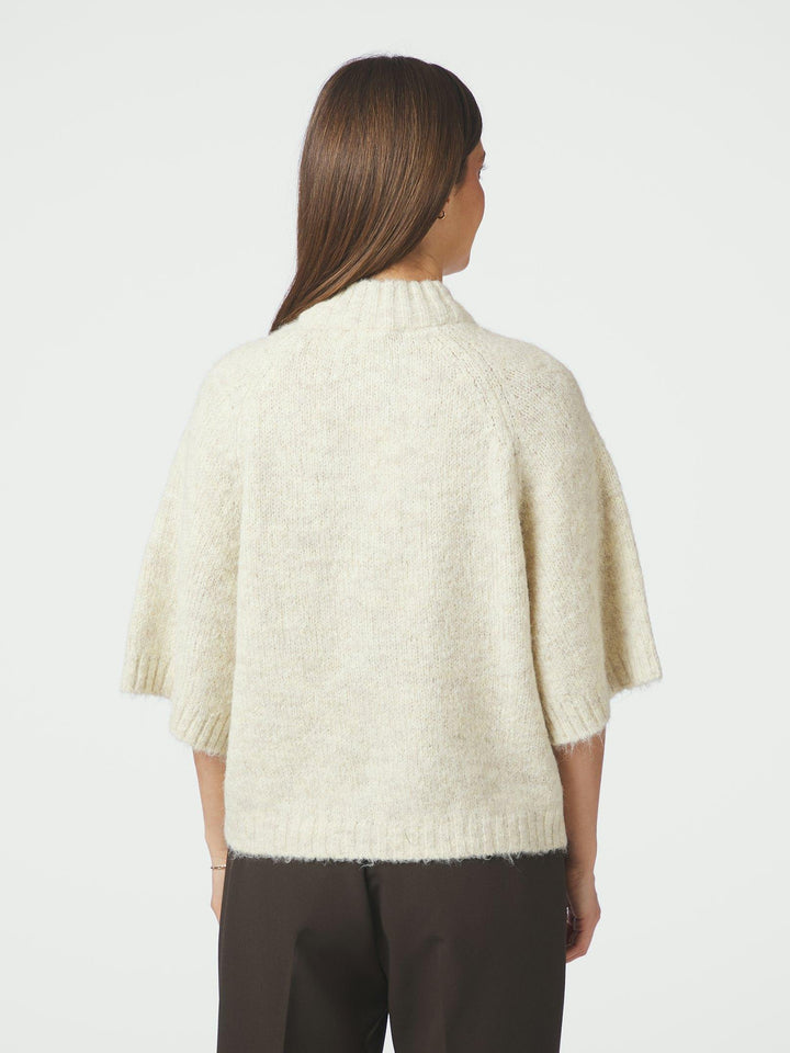Benuta Fluffy Knit Cardigan Ivory