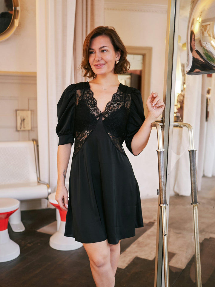 Alfia Lace Dress Black