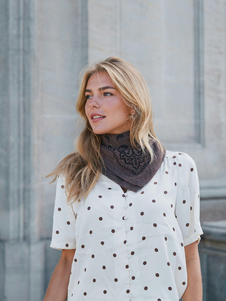 Adelina Paisley Knit Scarf Brown Melange