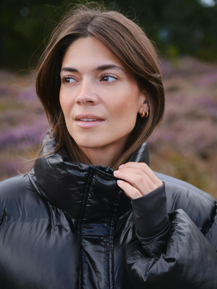 Rhea Shiny Puffer Jacket Black
