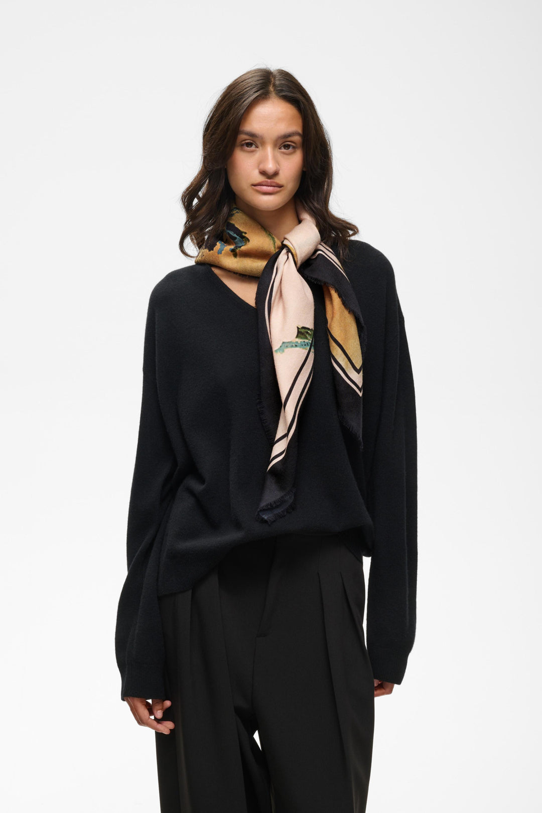 Amiiw Scarf Multi Painted Flower