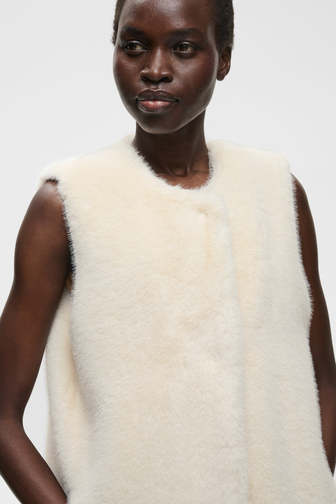 Yasminahiw Waistcoat Pearled Ivory