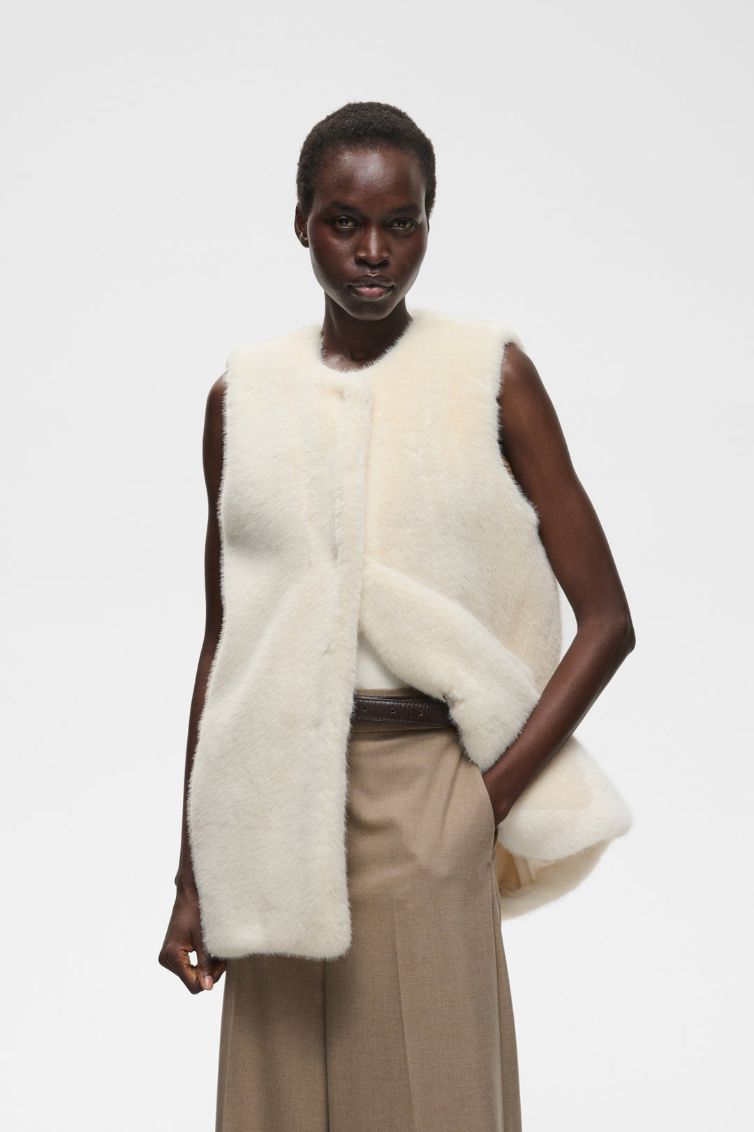 Yasminahiw Waistcoat Pearled Ivory