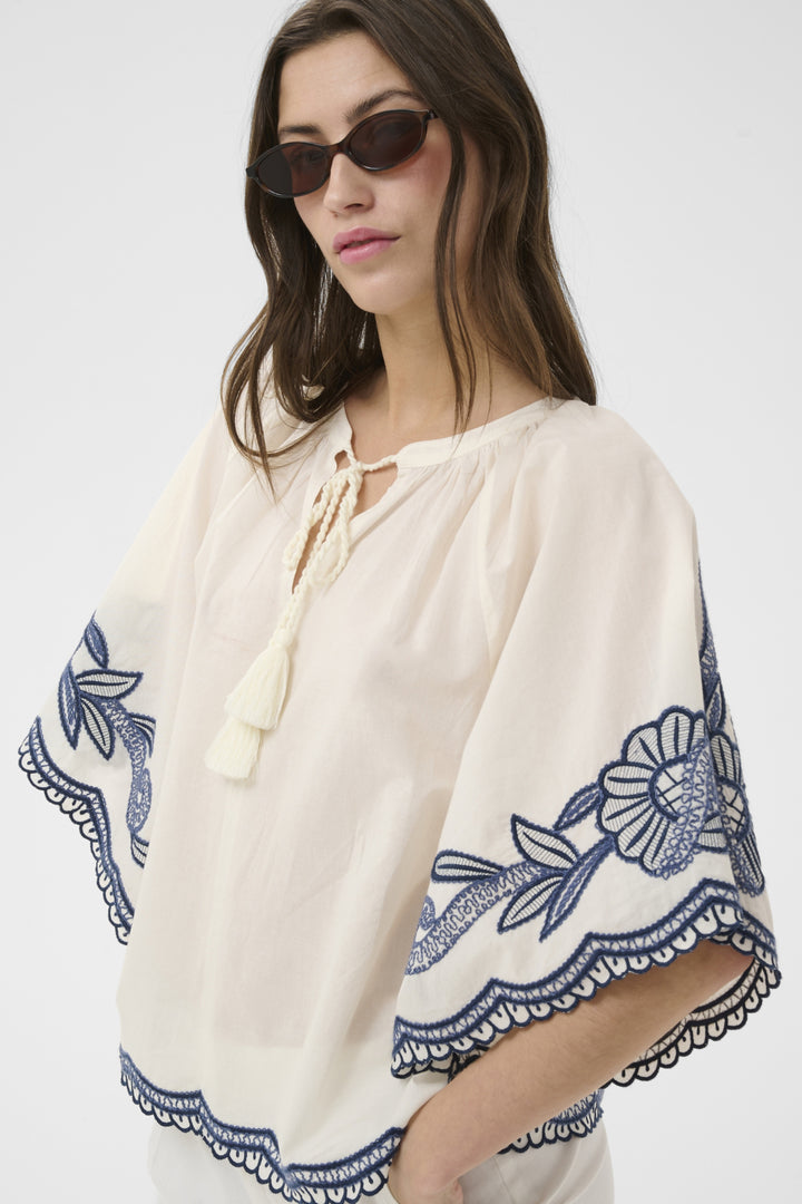 Biancha Blouse Whisper White W French Oak Emb