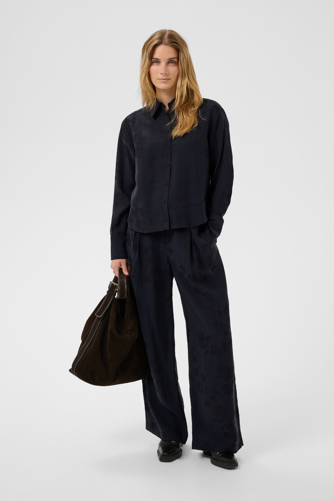 Carolla Shirt Dark Navy Flower Jaquard