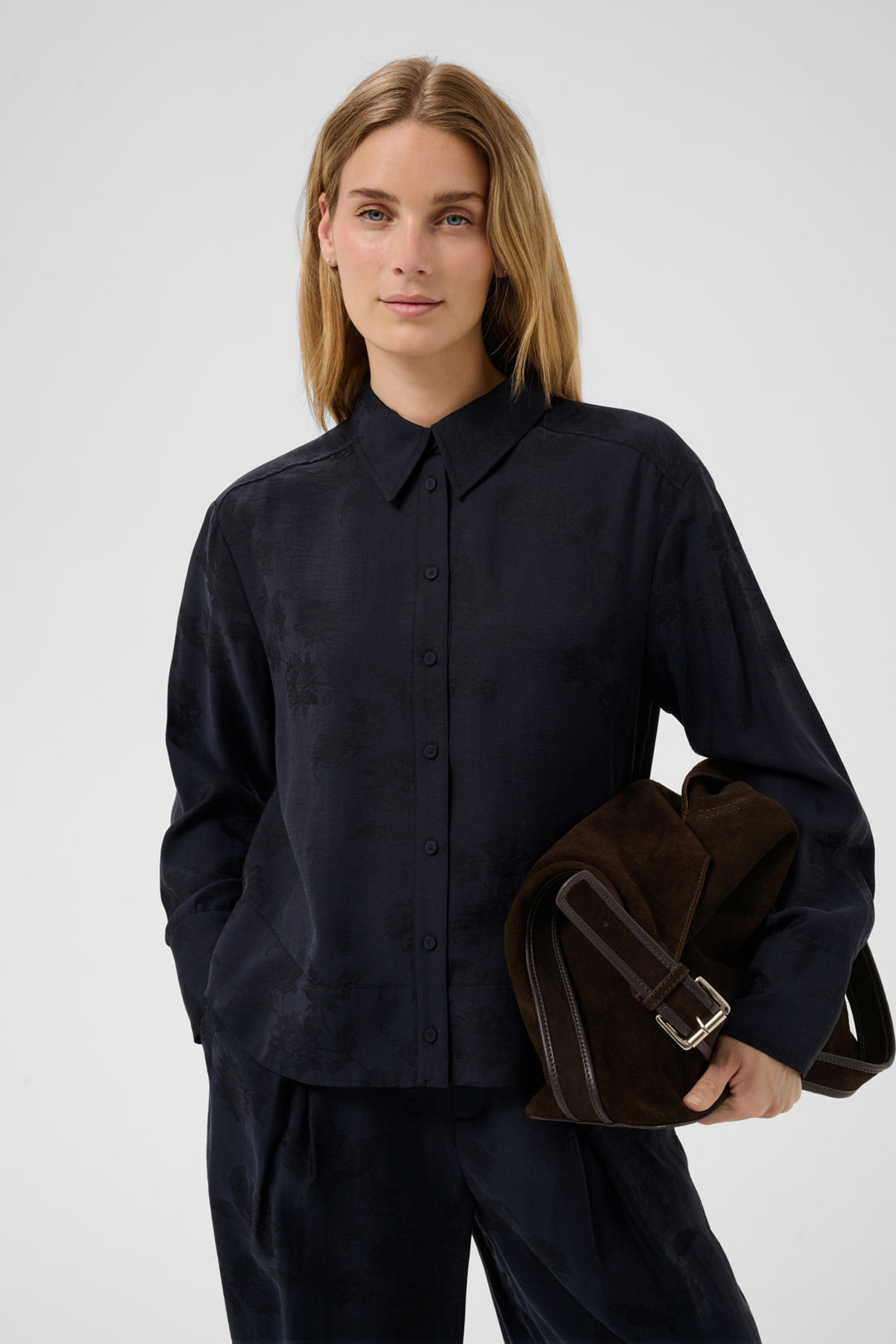 Carolla Shirt Dark Navy Flower Jaquard